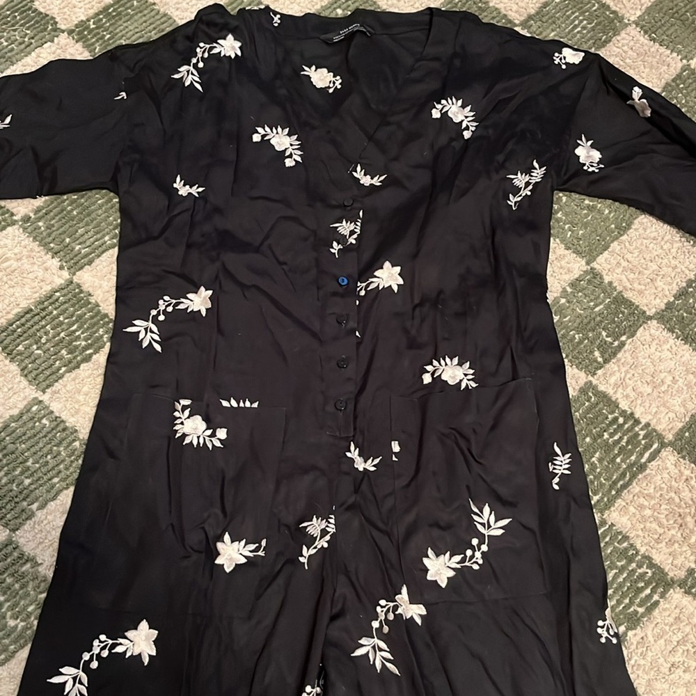 ZARA floral embroidered black jumpsuit - Picture 3 of 8